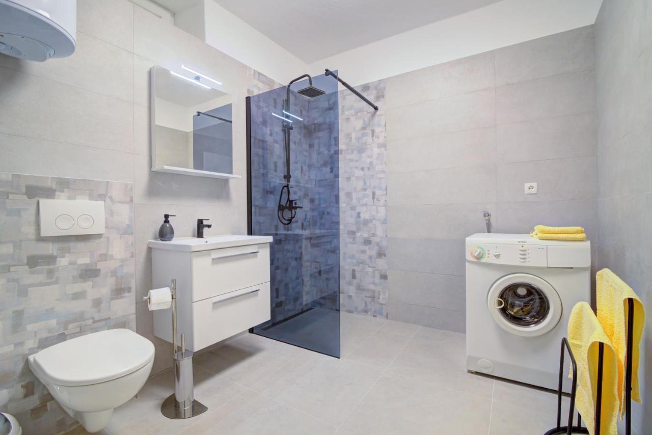סנג' Apartments Maria מראה חיצוני תמונה