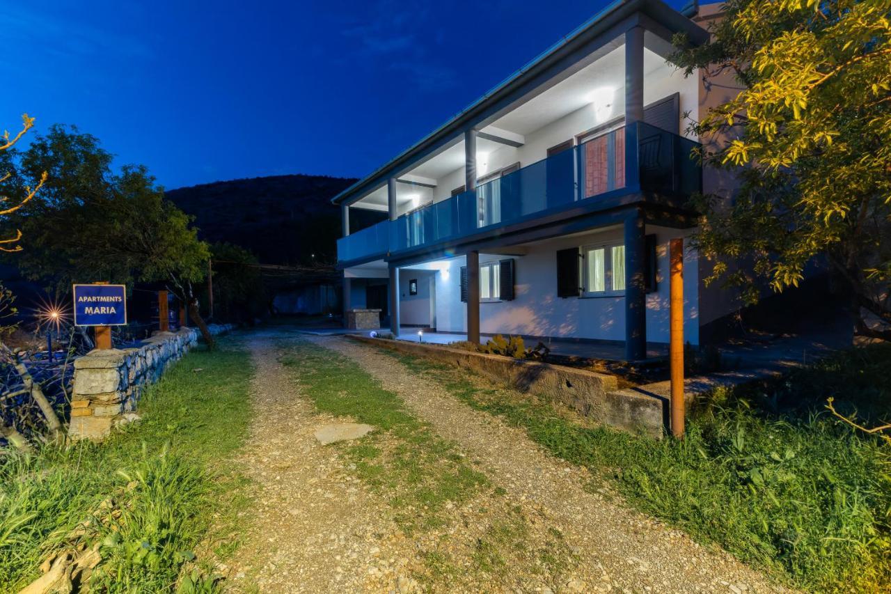 סנג' Apartments Maria מראה חיצוני תמונה